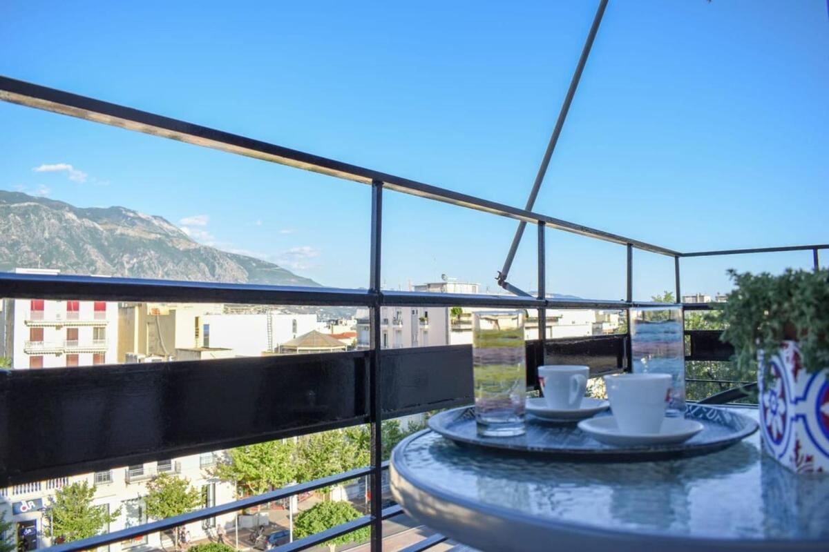 Cozy Flat On The Main Square, 10Min To The Sea Villa Каламата Екстериор снимка