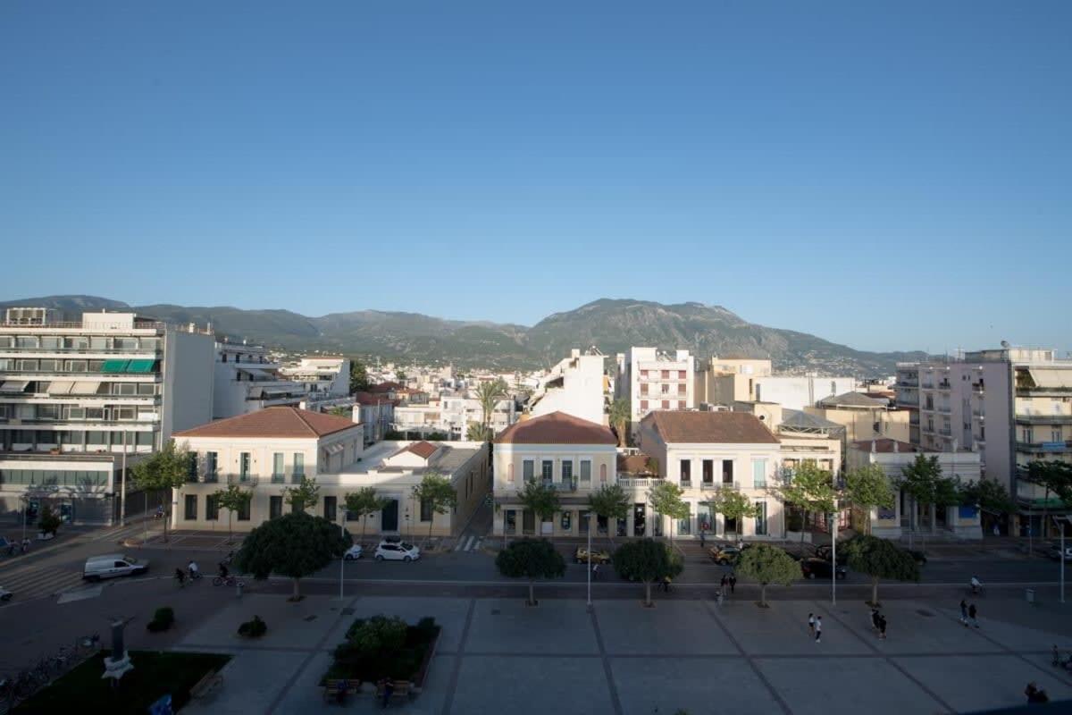 Cozy Flat On The Main Square, 10Min To The Sea Villa Каламата Екстериор снимка