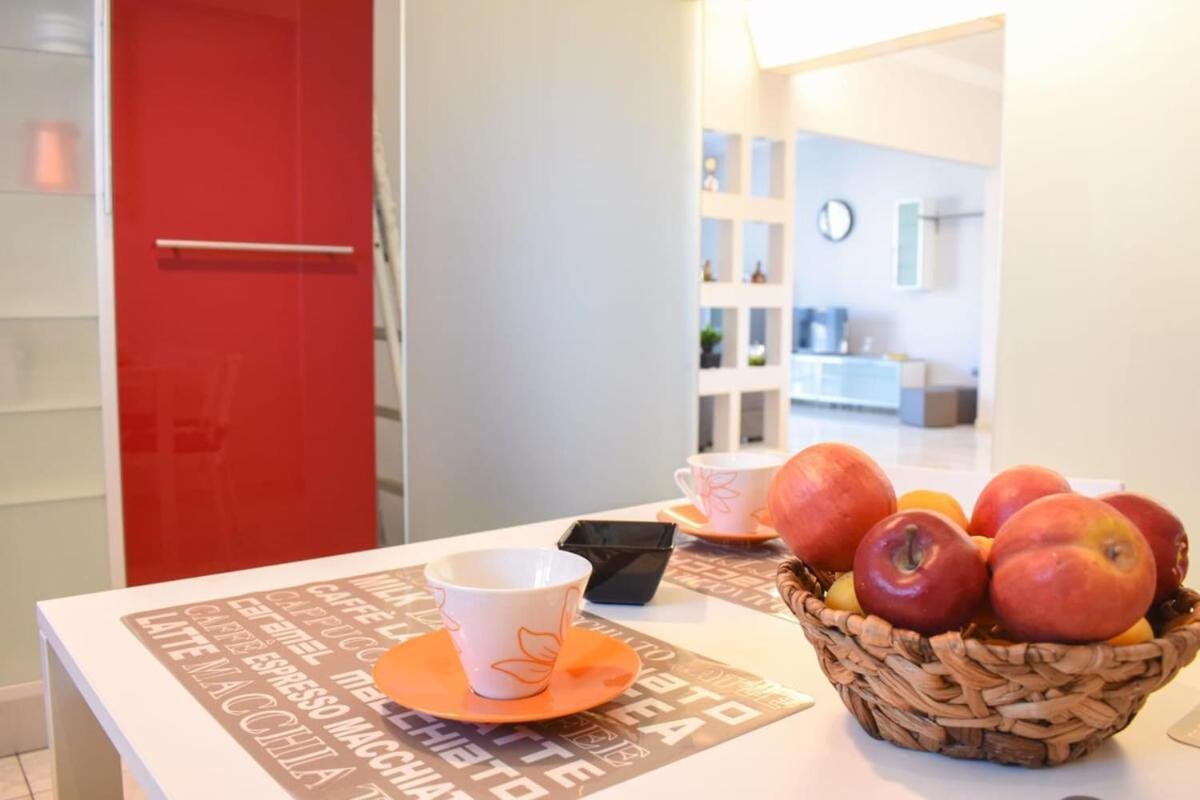 Cozy Flat On The Main Square, 10Min To The Sea Villa Каламата Екстериор снимка