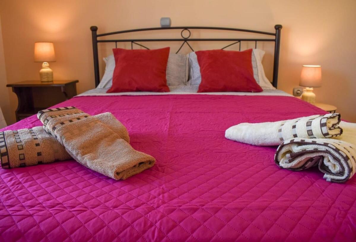 Cozy Flat On The Main Square, 10Min To The Sea Villa Каламата Екстериор снимка