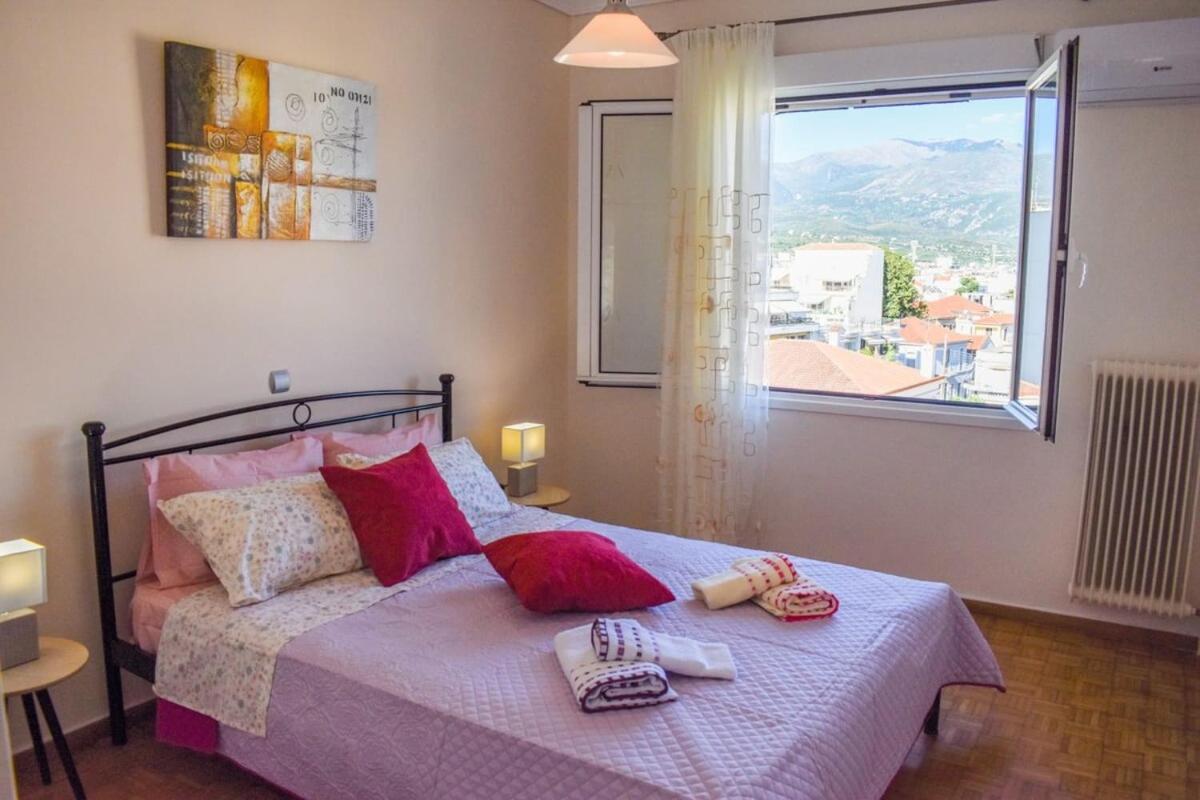 Cozy Flat On The Main Square, 10Min To The Sea Villa Каламата Екстериор снимка