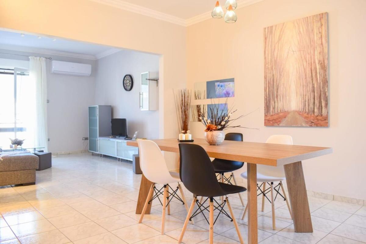 Cozy Flat On The Main Square, 10Min To The Sea Villa Каламата Екстериор снимка