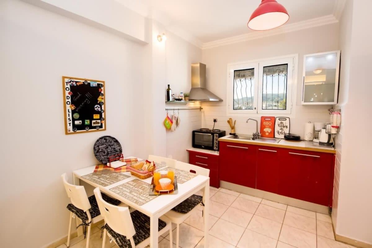 Cozy Flat On The Main Square, 10Min To The Sea Villa Каламата Екстериор снимка
